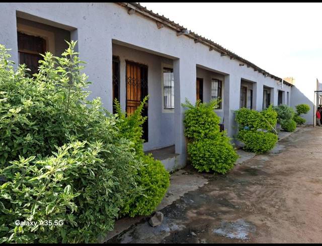 40 BEDROOM APARTMENT FOR SALE IN MANKWENG